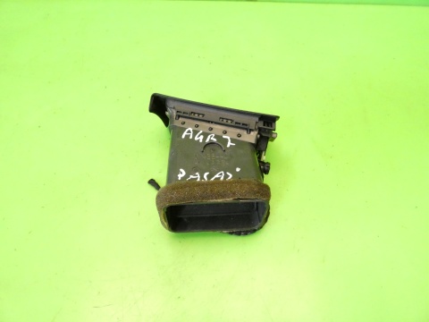 Kratka nawiewu prawa przód 8E0820902F AUDI A4 B7 04-08