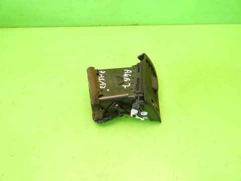 Kratka nawiewu prawa przód 8E0820902F AUDI A4 B7 04-08