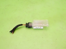 Lampka oświetlenie kabiny AUDI A4 B7 04-08