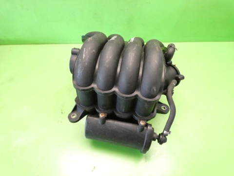 Kolektor ssący 06B133216K 06B133210BJ AUDI A4 B7 2.0 ALT 130KM 04-08