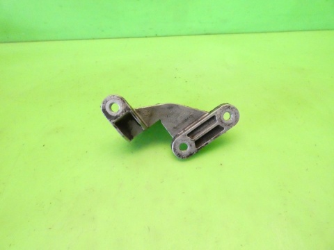 Łapa skrzyni multitronic 4B0713125D AUDI A4 B7 2.0 ALT 04-08