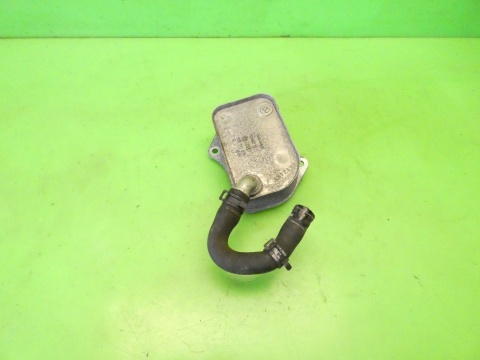 Chłodniczka oleju 06B117021 AUDI A4 B7 2.0 ALT 130KM 04-08