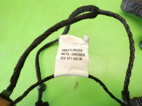 Wiązka instalacja drzwi prawa tył 8E0971693M AUDI A4 B7 04-08