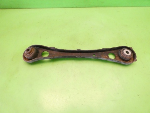 Wahacz prawy tył dół AUDI A4 B7 2.0 ALT 130KM SEDAN 04-08