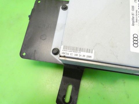 Wzmacniacz Harman Becker 8E5035223D AUDI A4 B7 SEDAN 04-08