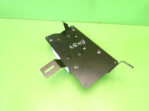 Wzmacniacz Harman Becker 8E5035223D AUDI A4 B7 SEDAN 04-08