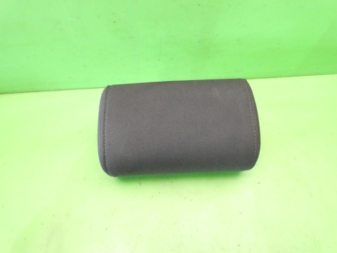 Zagłówek środek tył soul AUDI A4 B7 SEDAN 04-08