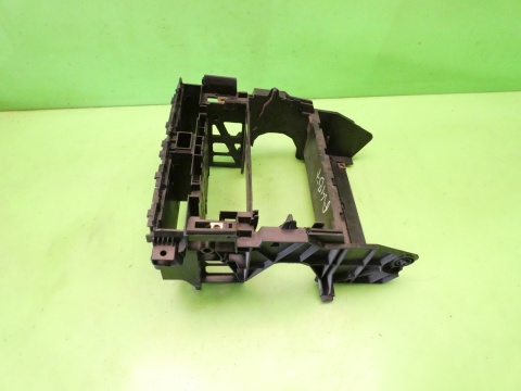 Ramka stelaż kosz radia 1din 8E0858005E AUDI A4 B7 04-08