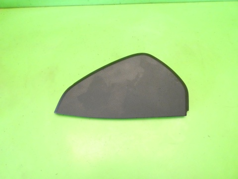 Zaślepka osłona deski prawa soul 8E0857086A AUDI A4 B7 SEDAN 04-08