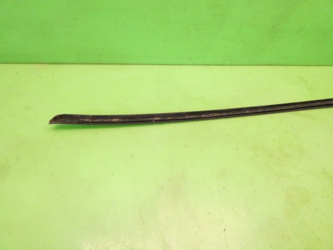 Listwa szyby czołowej prawa przód 8E0854328E AUDI A4 B7 SEDAN 04-08