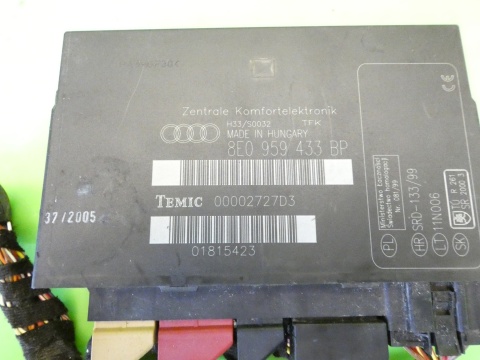 Moduł komfortu 8E0959433BP AUDI A4 B7 2.0 ALT SEDAN 04-08