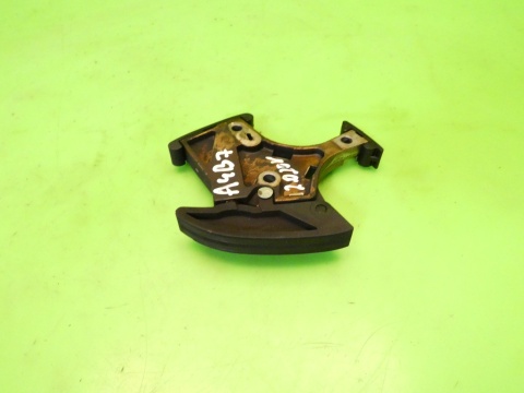 Napinacz ślizg łańcucha pompy oleju 06B115130A AUDI A4 B7 2.0 ALT 04-08