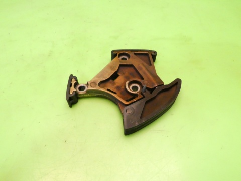 Napinacz ślizg łańcucha pompy oleju 06B115130A AUDI A4 B7 2.0 ALT 04-08