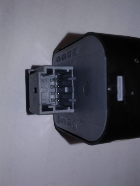 Przełącznik panel lusterek 8E0959565 AUDI A4 B7 04-08
