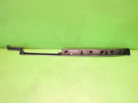 Dekor deski listwa prawa 8E1853190 AUDI A4 B7 04-08