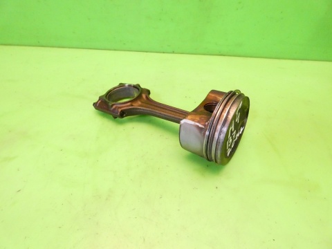 Tłok + korbowód 82,465 82L82 AUDI A4 B7 2.0 ALT 130KM 04-08