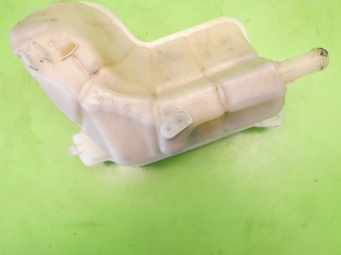 Zbiorniczek wyrównawczy 8E0121403 AUDI A4 B7 2.0 ALT 04-08