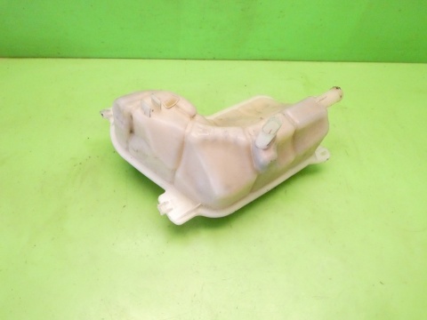 Zbiorniczek wyrównawczy 8E0121403 AUDI A4 B7 2.0 ALT 04-08