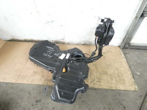 Zbiornik bak paliwa AUDI A4 B7 2.0 ALT SEDAN BENZYNA 04-08