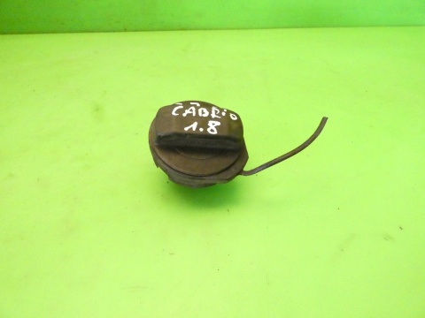 Korek wlewu paliwa benzyna 1J0201553C VW GOLF MK3.5 III IV CABRIO 98-02