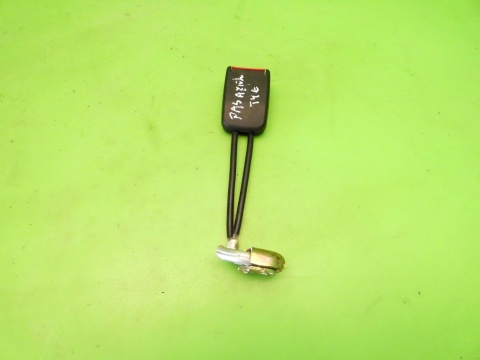 Zapięcie zatrzask pasa prawy tył 1E0857740 VW GOLF MK3.5 III IV CABRIO 98-02