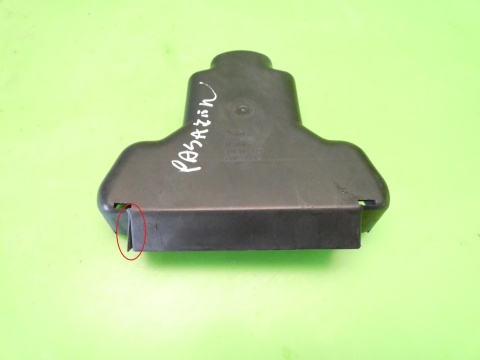 Zaślepka osłona lampy prawa tył 1H6945520 VW GOLF MK3.5 III IV CABRIO 98-02