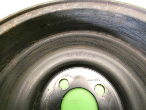 Koło pasowe wału 037105255A VW GOLF MK3.5 III IV 1.8 CABRIO 98-02