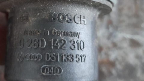 Zawór odpowietrznik oparów paliwa 051133517 VW GOLF MK3.5 III IV 1.8 CABRIO