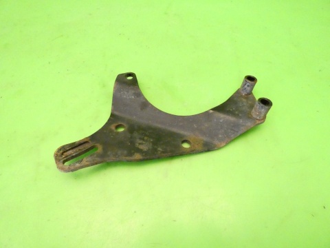 Łapa pompy wspomagania 037145544B VW GOLF MK3.5 III IV 1.8 CABRIO 98-02