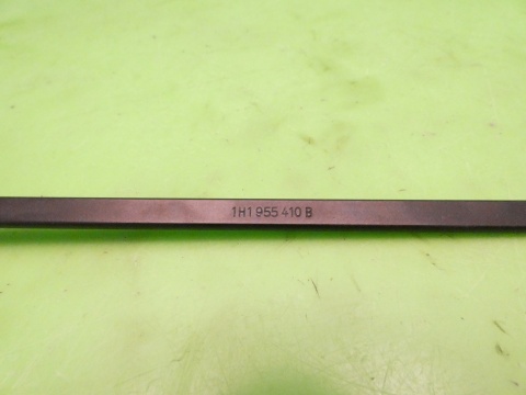 Ramię wycieraczki prawe przód 1H1955410B VW GOLF MK3.5 III IV CABRIO 98-02