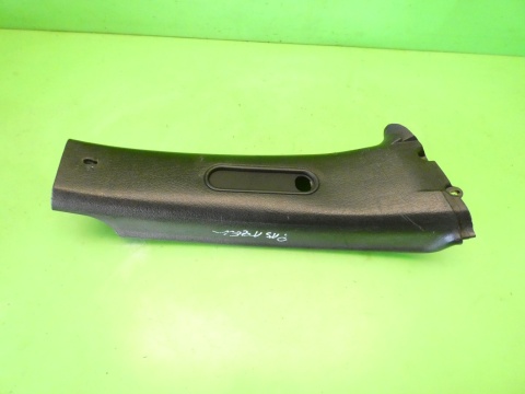 Osłona nakładka słupka B prawa 1E0867244A VW GOLF MK3.5 III IV CABRIO 98-02