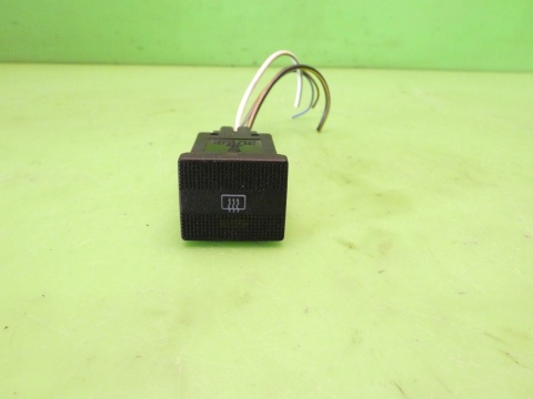 Przełącznik ogrzewania szyby tył 1E0959621 VW GOLF MK3.5 III IV CABRIO 98-