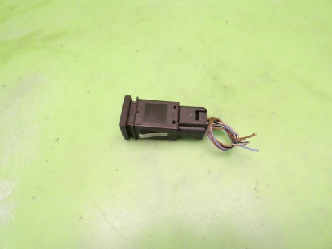 Przełącznik świateł awaryjnych 1E0953235 VW GOLF MK3.5 III IV CABRIO 98-02