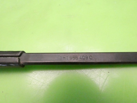 Ramię wycieraczki lewe przód 1H1955409C VW GOLF MK3.5 III IV CABRIO 98-02