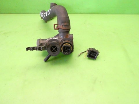 Wąż przewód rura króciec wody 037121133F VW GOLF MK3.5 III IV CABRIO