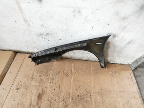 Błotnik prawy przód przedni VW GOLF MK3.5 III IV CABRIO 98-02