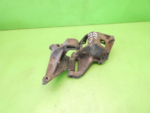 Łapa pompy wspomagania 028145531D 028145523D VW GOLF MK3.5 III IV 1.8 CABRIO 98-02