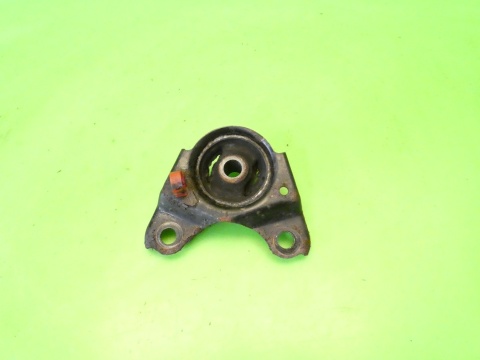 Łapa wspornik skrzyni 1E0199735 VW GOLF MK3.5 III IV 1.8 CABRIO 98-02