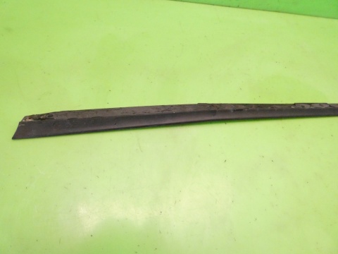 Listwa szyby czołowej lewa 1E0853705B VW GOLF MK3.5 III IV CABRIO 98-02
