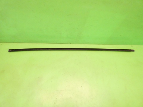 Listwa zgarniająca lewa przód VW GOLF MK3.5 III IV CABRIO 98-02