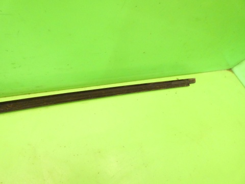 Listwa zgarniająca lewa przód VW GOLF MK3.5 III IV CABRIO 98-02