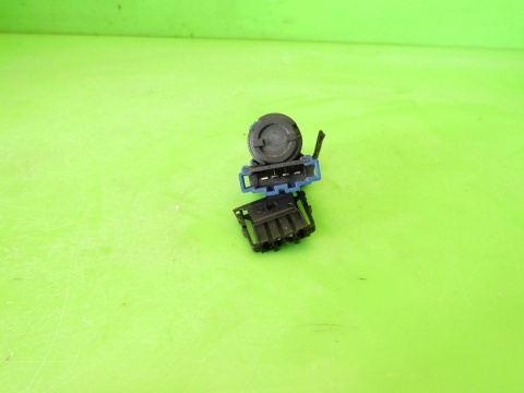 Czujnik świateł stop hamulca SEAT IBIZA III 6L 1.2 12V 02-05