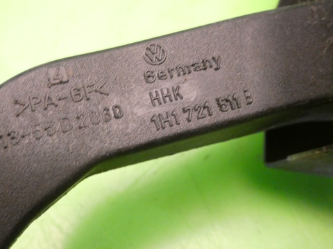 Pedał gazu + stelaż VW GOLF MK3.5 III IV 1.8 CABRIO 98-02