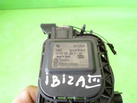 Silniczek nagrzewnicy 0132801200 6Q1907511 SEAT IBIZA III 6L 1.2 12V 02-05