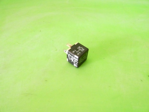 Przekaźnik 53 141951253B SEAT IBIZA III 6L 1.2 12V 02-05