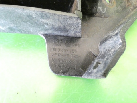 Ślizg zderzaka lewy przód 6L0807183 SEAT IBIZA III 6L 3D 02-05