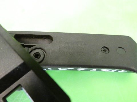 Rączka łapka uchwyt otwierania maski SEAT IBIZA III 6L 02-05