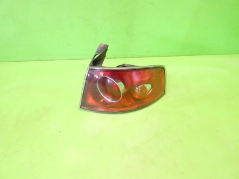Lampa prawa tył w błotnik 6L6945096A SEAT IBIZA III 6L 3D 02-05