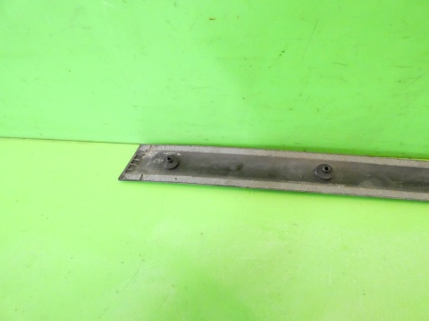 Listwa błotnika prawa tył 6L3853536 SEAT IBIZA III 6L 3D 02-05