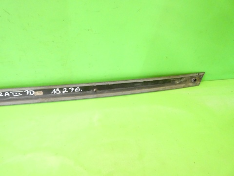 Listwa drzwiowa prawa przód 6L3853516 SEAT IBIZA III 6L 3D 02-05